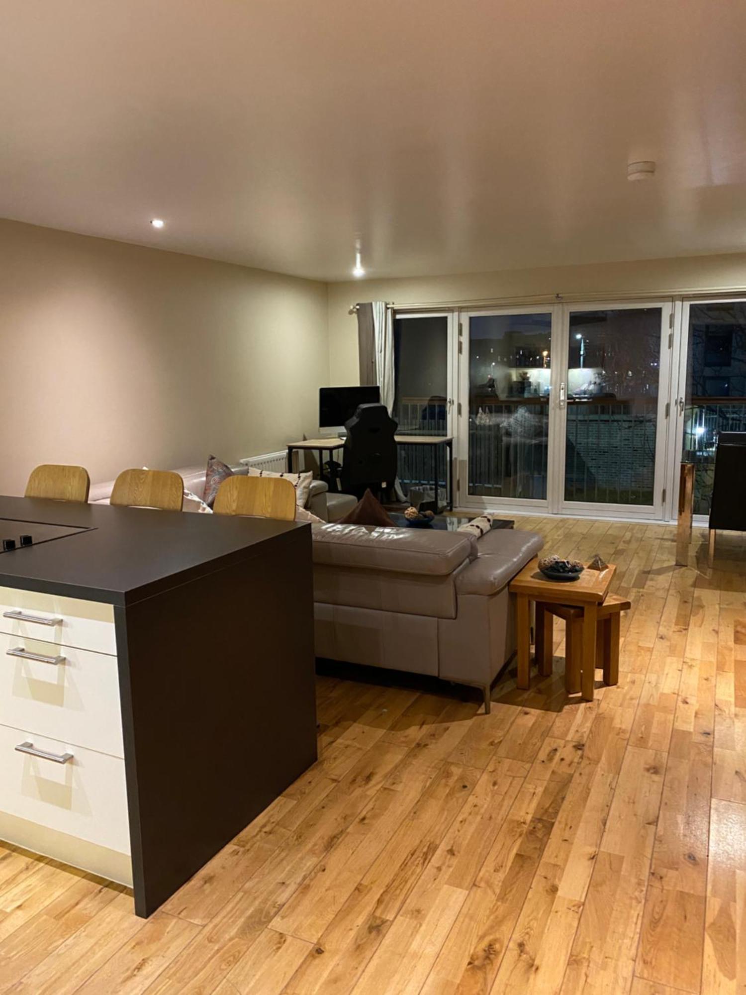 City Centre 2 Bedroom Apartment, Secure Parking. Glasgow Exterior foto